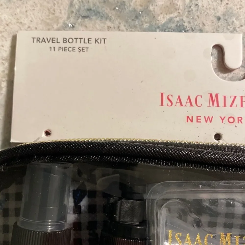 Isaac  Mizrahi  Travel Bottle Kit